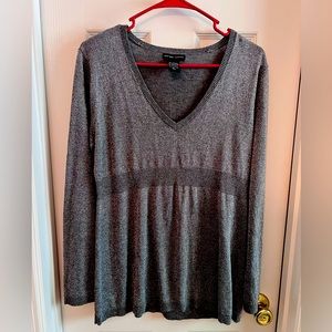 New York and Company top. Size L